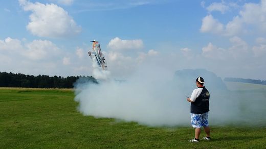 Pilots, planes and installations